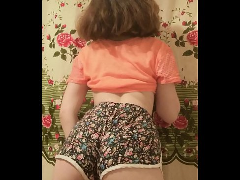 ❤️ Seksīga jauna skaistule izģērbjas no šortiem kamerā ️❌ Anāls video pie lv.dickies-shop.ru ❌❤