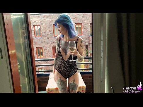 ❤️ Milzīga meitene sūc ar rīklīti un kaislīgi drāž zem klajas debess ️❌ Anāls video pie lv.dickies-shop.ru ❌❤